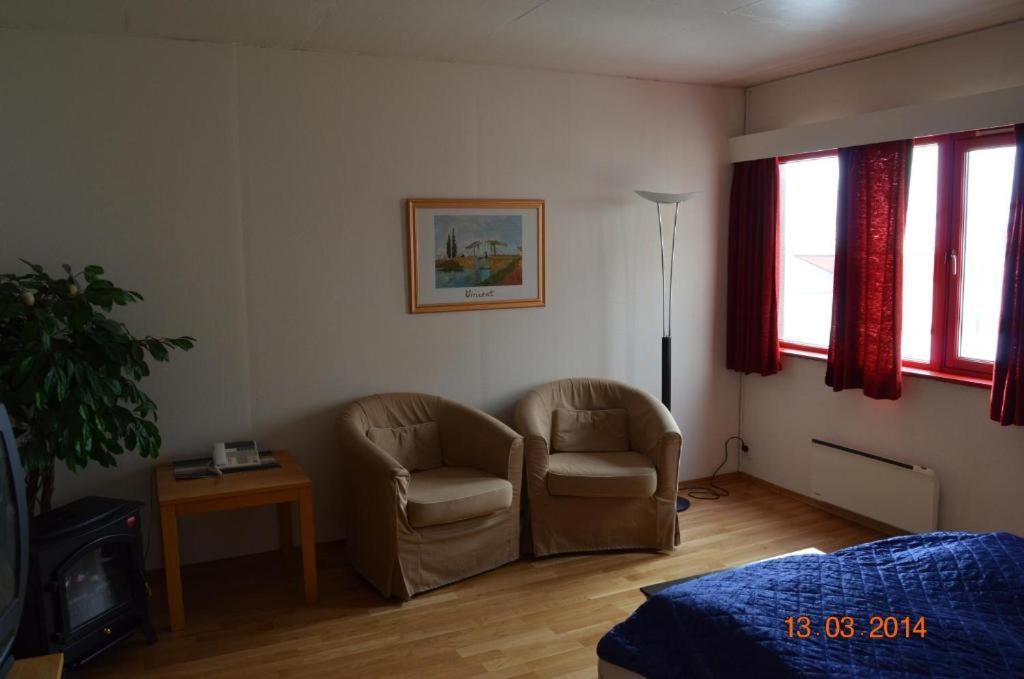 Mehamn Arctic Hotel Екстер'єр фото
