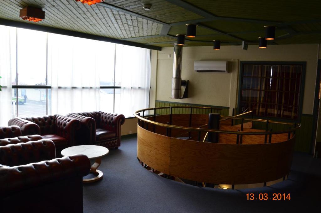 Mehamn Arctic Hotel Екстер'єр фото